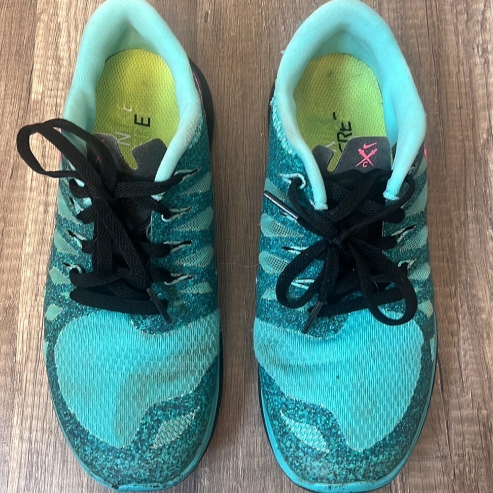 Nike Free 5.0 Running Sneaker Shoe Deep Royal Hyper Pink Size 6 - Picture 6 of 13